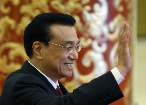 李克強(qiáng)約法三章:人民過好日子政府就要過緊日子 李克強(qiáng)約法三章:人民過好日子政府就要過緊日子