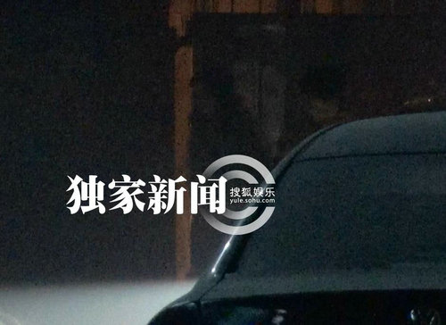 趙薇會(huì)友被跟拍速閃人