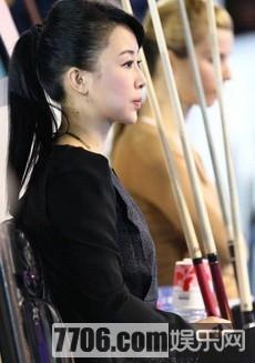 九球天后潘曉婷胸部壓球犯規(guī)惜敗 賽場風采猶在