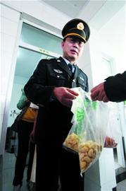 陽(yáng)光山色小區(qū)曙光實(shí)驗(yàn)幼兒園大蒜腐敗