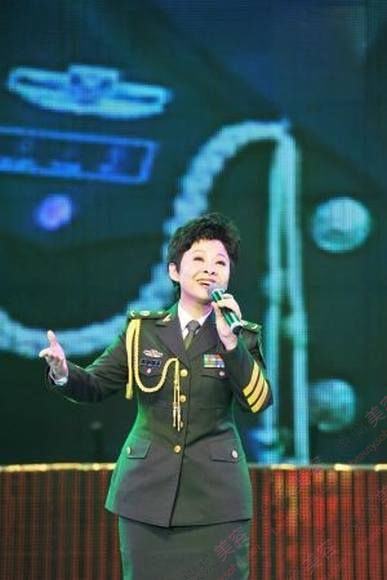 董文華