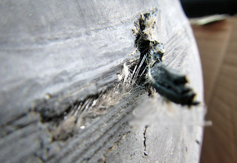 奔馳車一年多換6個(gè)胎 4S店隱瞞真相售問題車