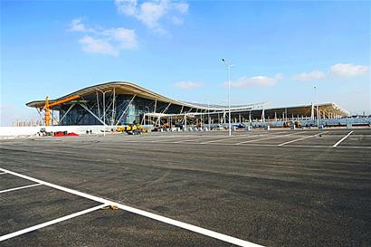 青島北站今晚接軌膠濟(jì)線 候車廳60部電梯 青島北站今晚接軌膠濟(jì)線 候車廳60部電梯