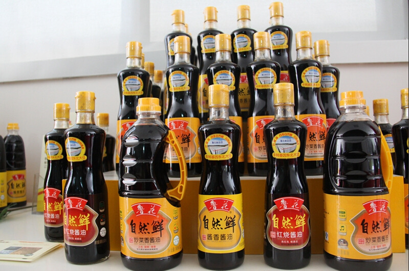 采訪團記者走進煙臺魯花集團