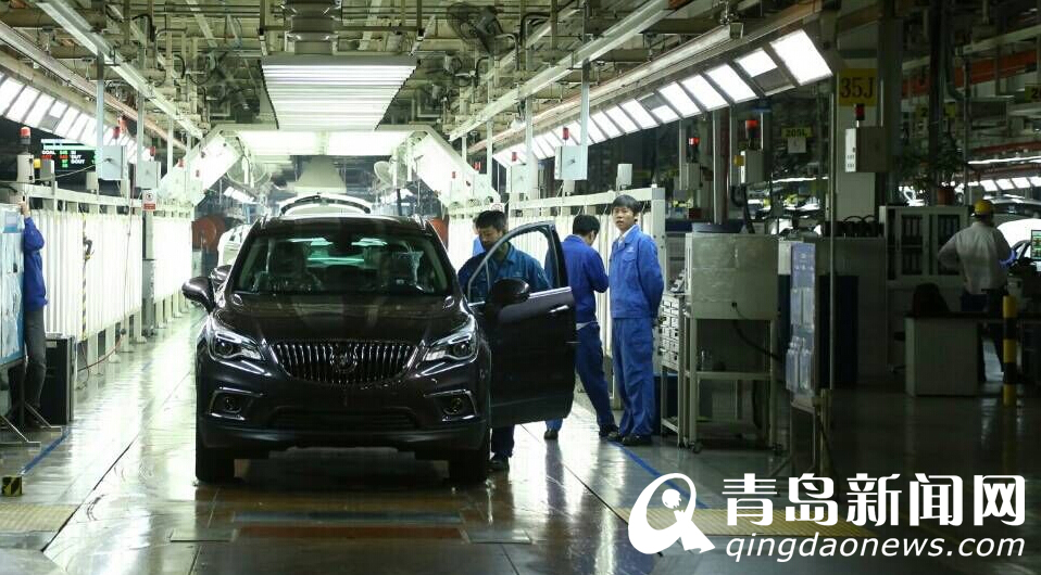 60秒誕生兩臺(tái)“煙臺(tái)造”汽車(chē) 整車(chē)出口達(dá)18萬(wàn)輛